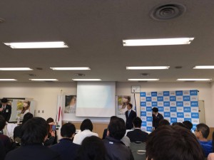 千代田区長選挙公開討論会3